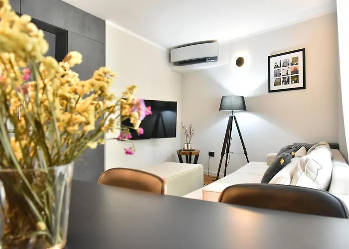 Lux Luna & Old Town Apartman *