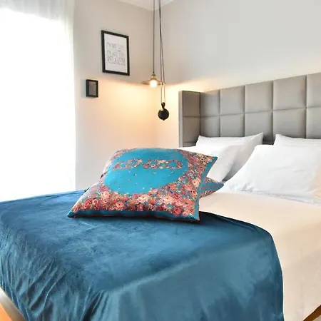 Lux Luna & Old Town Ζαντάρ