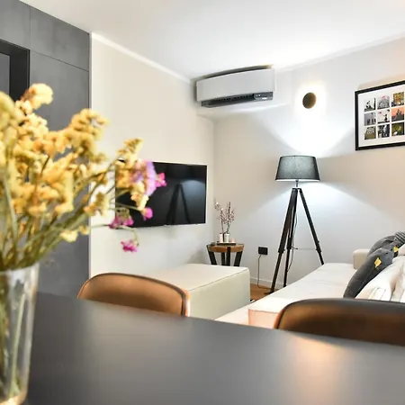 Lux Luna & Old Town Apartment *